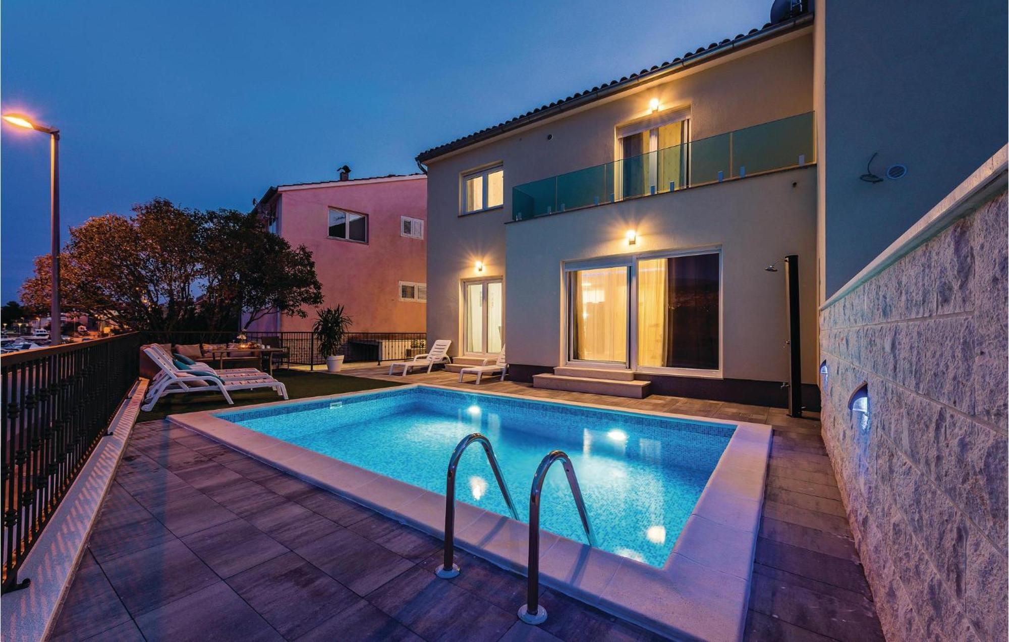 Beautiful Home In Sibenik With Kitchen Exteriör bild