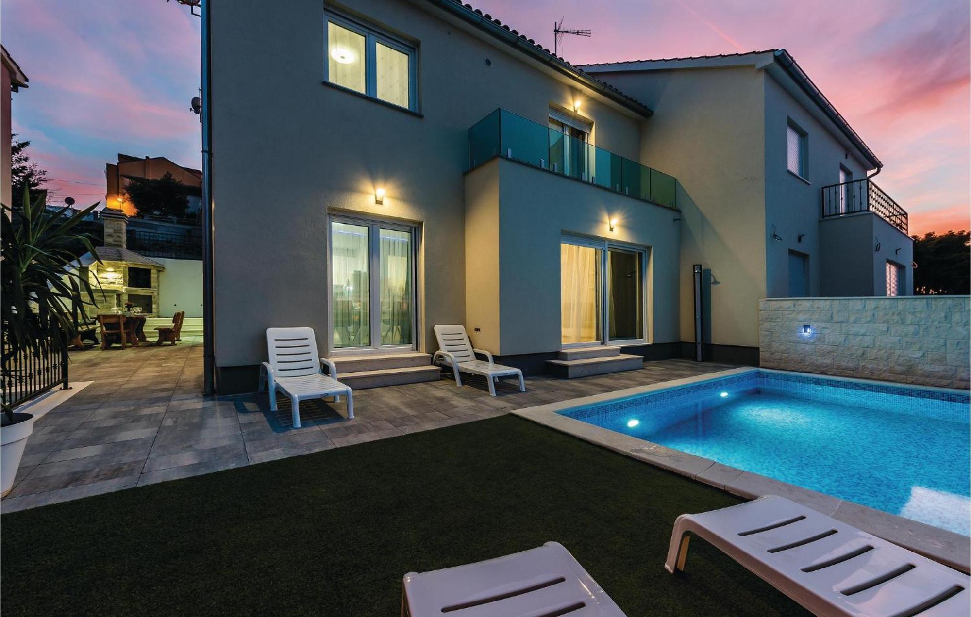Beautiful Home In Sibenik With Kitchen Exteriör bild