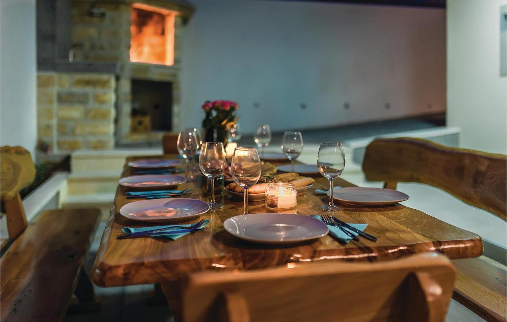 Beautiful Home In Sibenik With Kitchen Exteriör bild